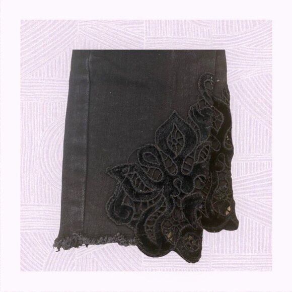 True Craft Black Denim Jean Embroidered Flower Ankle Capri Skinny Jeans - Sz 12 - Picture 3 of 6